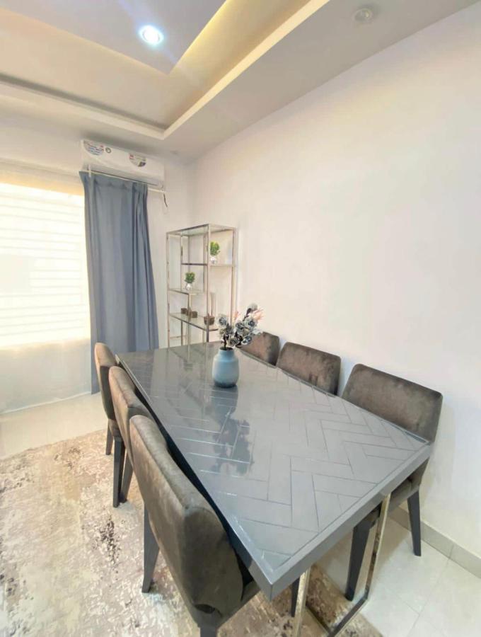 Appartement Haut Standing Idealement Situe A Dakar Exterior photo